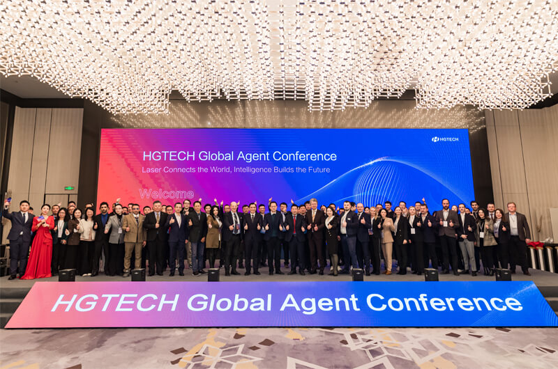 È«³¡´óºÏÕÕ.jpg È«³¡´óºÏÕÕ.jpg